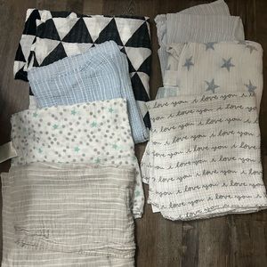 Receiving blankets (7)